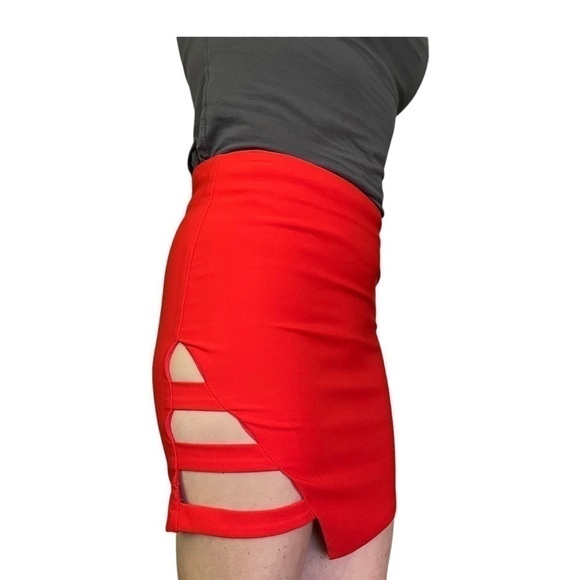 Forever 21 asymmetric tiered tulip style mini skirt red women M - Picture 3 of 15